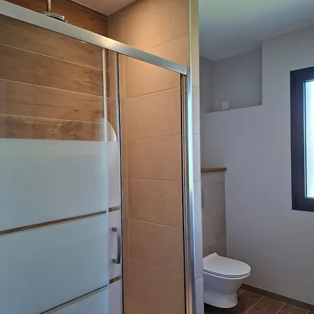 Maison Du Bord Du Rhone Casa vacanze *
